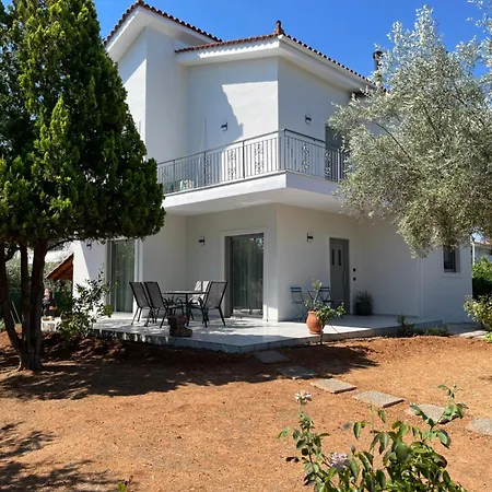 Citrus Seaside House Near Valopoula Ferienhaus Chalkís